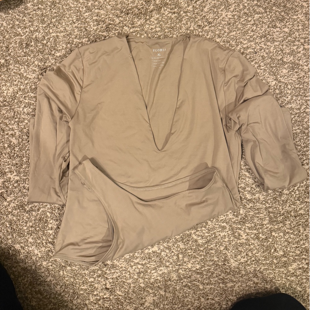 ReoRia Taupe Long Sleeve Bodysuit